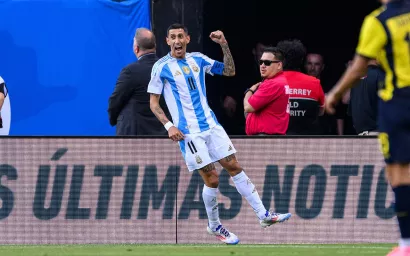 Argentina derrota a Ecuador con un gol de Ángel di María