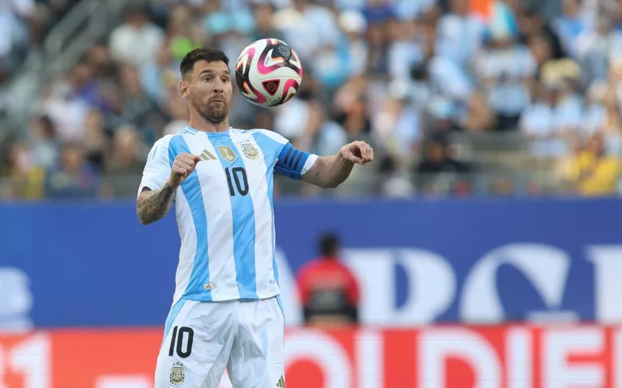 Leo Messi le cumplió a sus aficionados