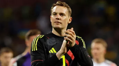 5.	Manuel Neuer, portero de Alemania, 38 años