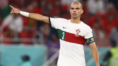 4.	Pepe, defensa de Portugal, 41 años