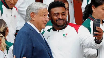 El abanderamiento del presidente López Obrador a los deportistas mexicanos