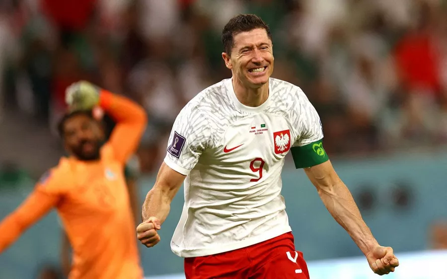 2. Robert Lewandowski (Polonia) 27 goles