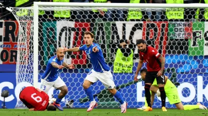 Italy 2-1 Albania
