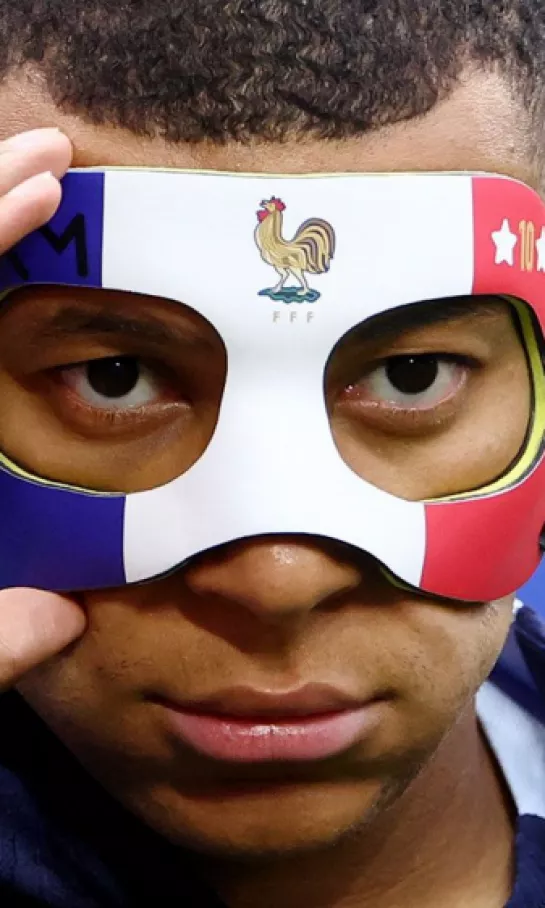 Kylian Mbappé no podrá jugar con su espectacular máscara tricolor