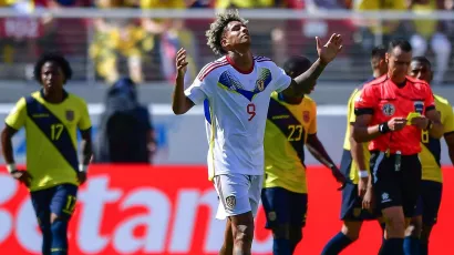 Salomón Rondón, jugador de Pachuca (otro club de la Liga MX), dio la asistencia para el primer gol de Venezuela y generó el segundo.