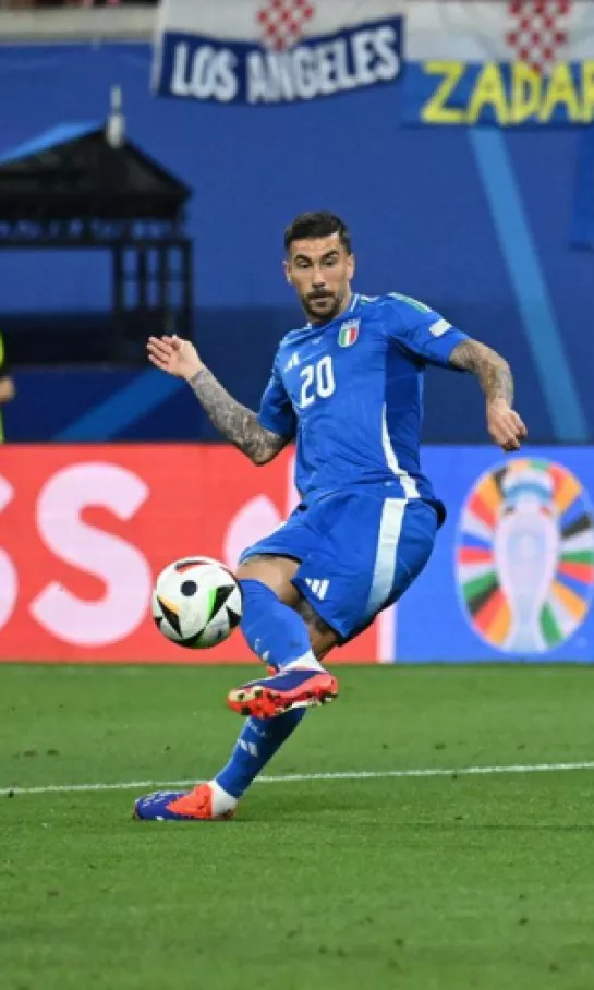 Italia continuará la defensa del título en la Eurocopa contra Suiza
