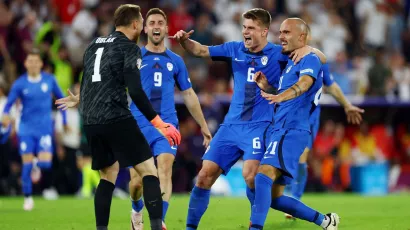 Eslovenia se coló a octavos de la Eurocopa por primera vez y así lo festejó