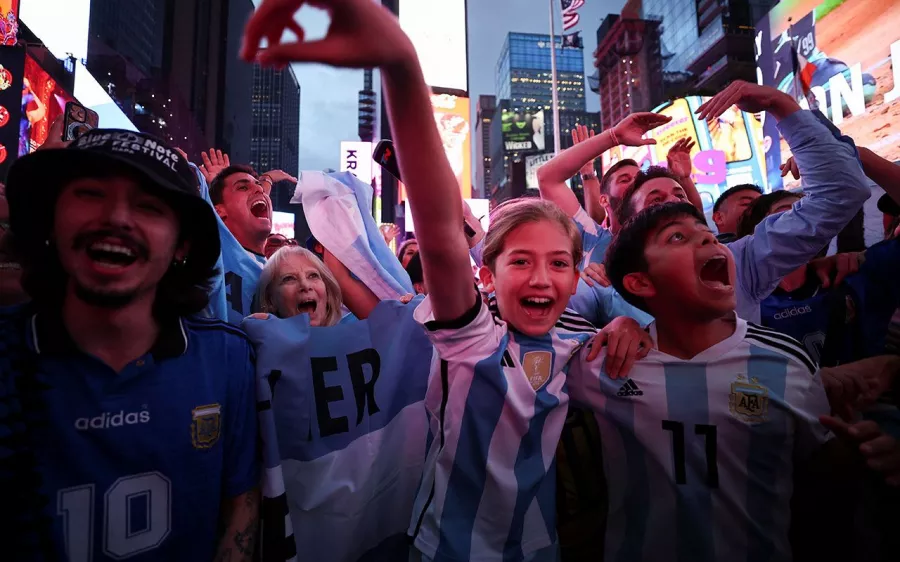 Una marea albiceleste toma Time Square