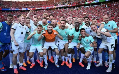 Austria hace historia pura en la Eurocopa y así lo celebra