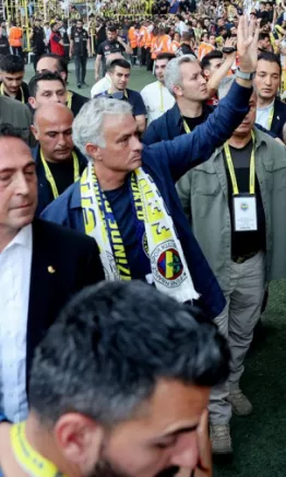 José Mourinho ya manda en Fenerbahçe