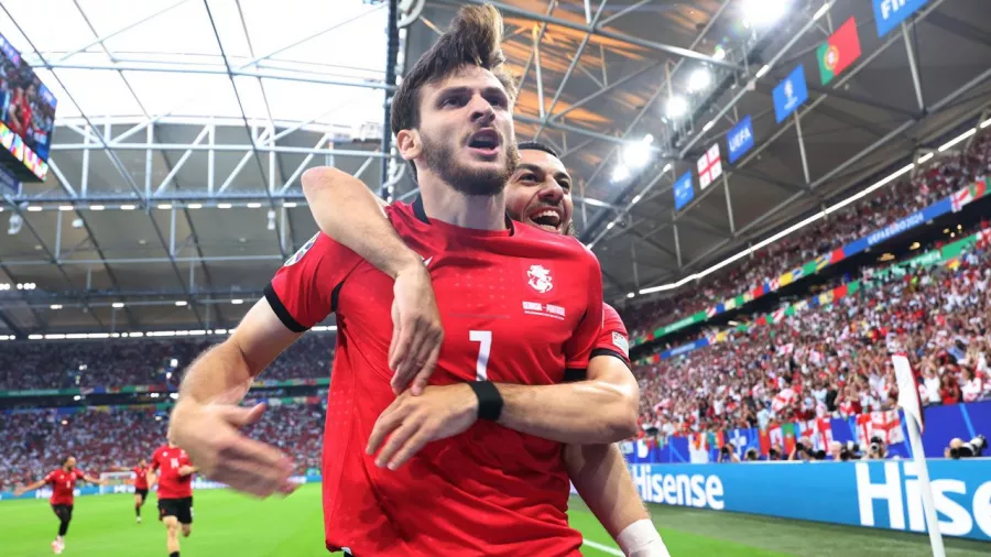 Kvaratskhelia adelantó a Georgia ante Portugal después de marcar un gol de vestidor a los dos minutos