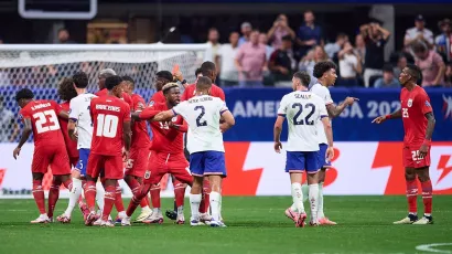 In a very violent match, both teams were left with 10 players.  The United States lost Weah in the 18th minute and Panama lost Carrasquilla in the 88th minute.