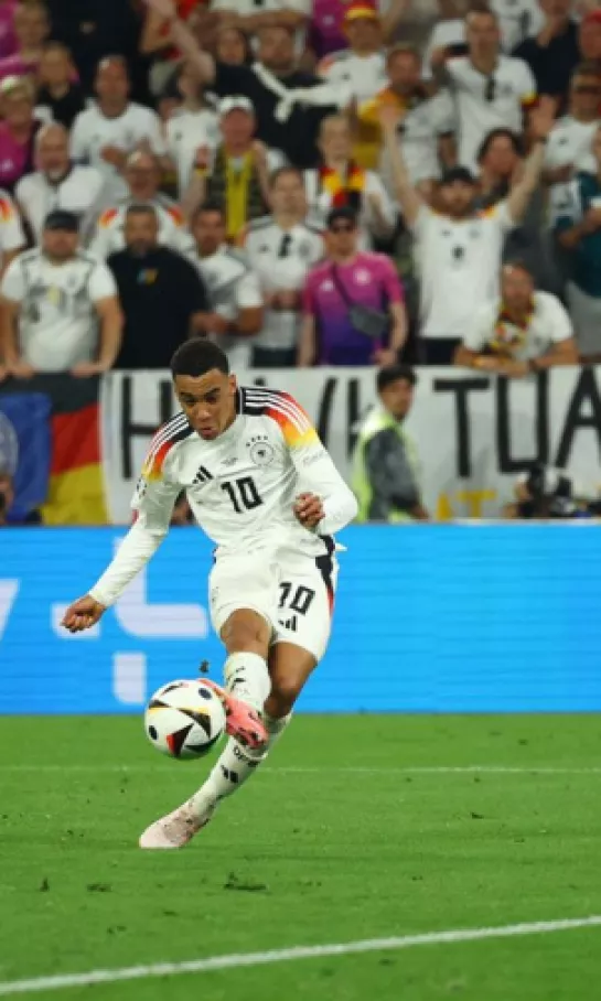 Alemania deja atrás a Dinamarca y da un paso en su Eurocopa