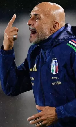 A pesar del fracaso en la Eurocopa, Luciano Spalletti sigue al frente de Italia