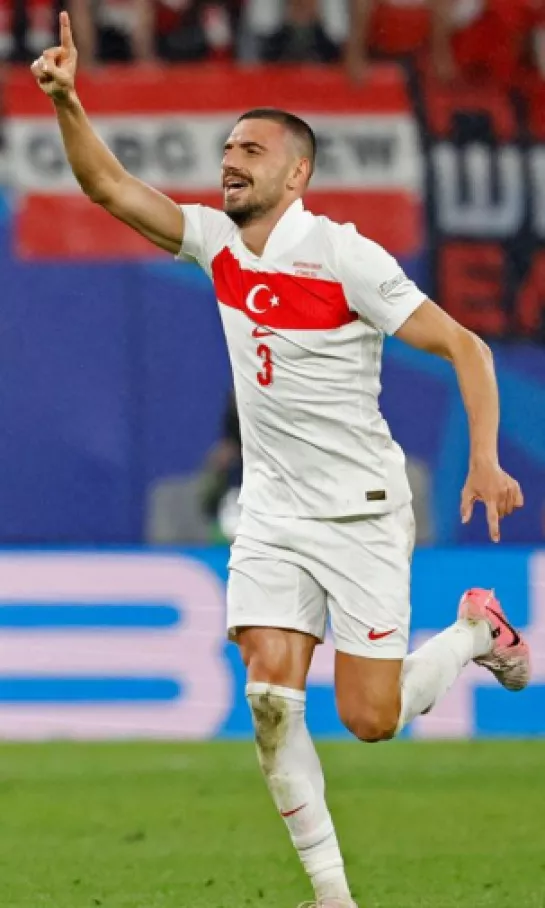 Turquía liquidó a Austria a balón parado y regresa a cuartos de la Eurocopa