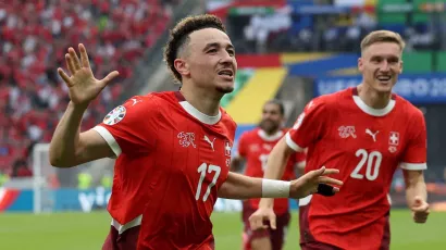 4. Switzerland (+2): For many it could be a surprise, but the reality is that the 'Nati' has shown variations in attack, high pressure and solidity in their own court, enough to erase Italy and arrive as a serious threat for England.