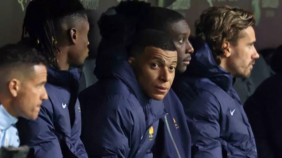 ¿Y Kylian Mbappé? El francés fue sustituido en los tiempos extra