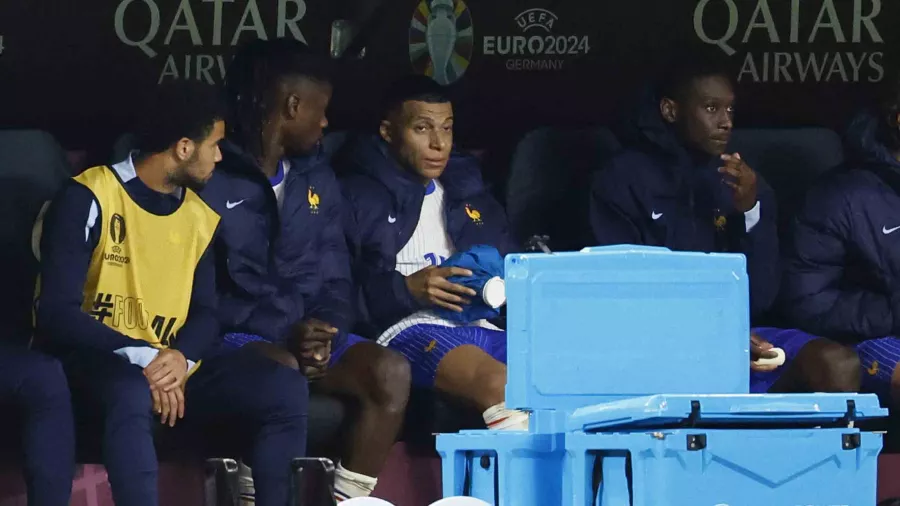 ¿Y Kylian Mbappé? El francés fue sustituido en los tiempos extra