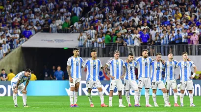 Y el equipo salvó el pase a las semifinales. Con un 'Dibu' Martíez pletórico y un grupo infalible de cobradores, Argentina avanzó a semifinales.