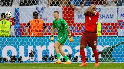 Manuel Akanji volvió a fallar con Suiza en la Eurocopa