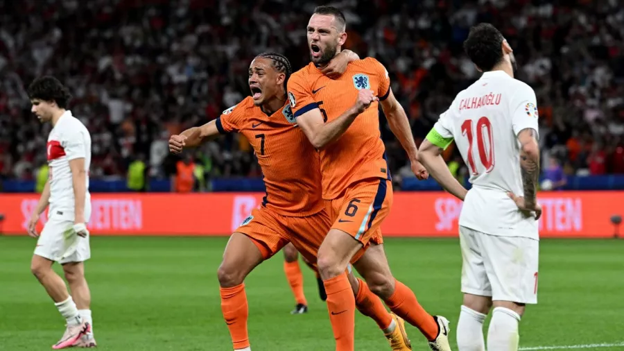 Stefan De Vrij y un autogol acabaron con Turquía en la Eurocopa