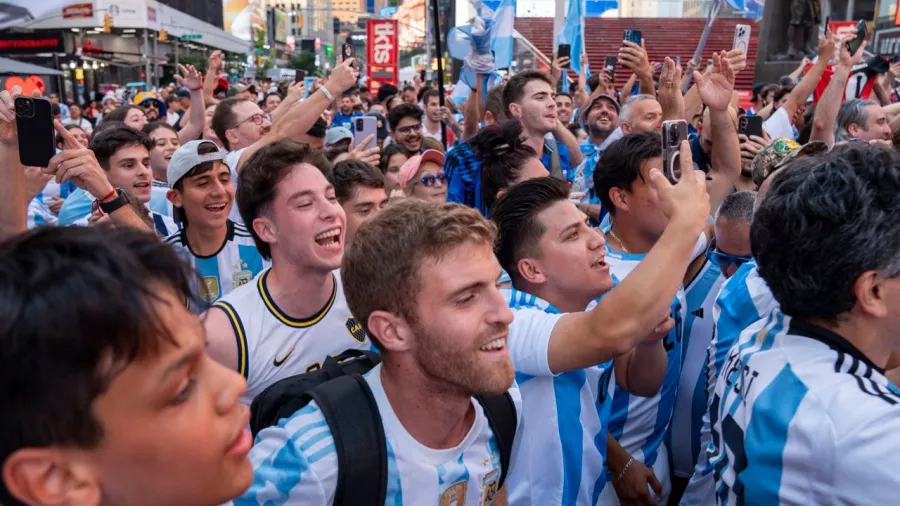 La fiesta albiceleste se apoderó nuevamente de Times Square