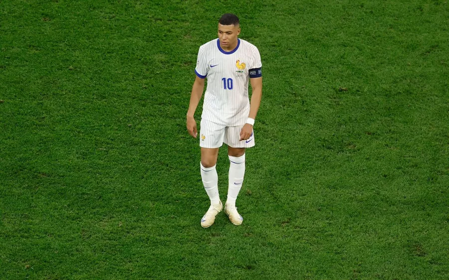 Kylian Mbappé le dice adiós al sueño de la Eurocopa