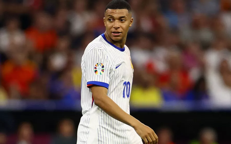 Kylian Mbappé le dice adiós al sueño de la Eurocopa