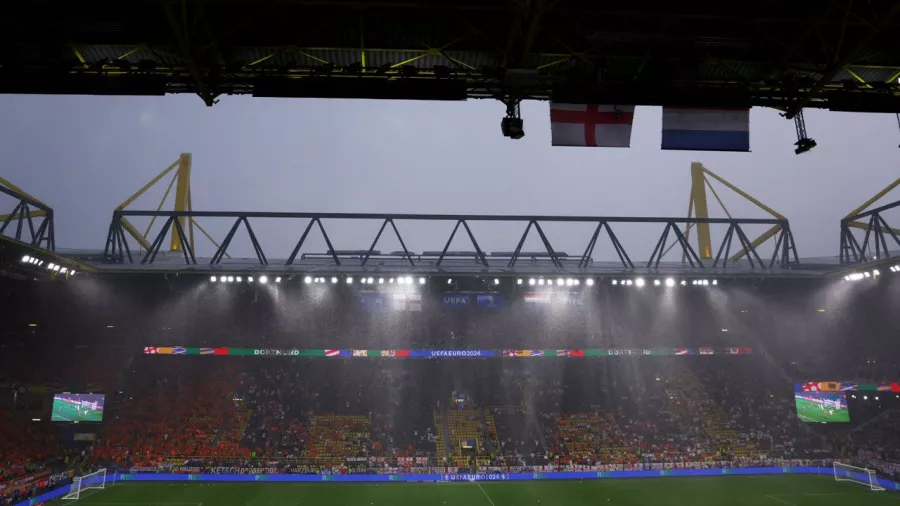 Una tormenta recibió a Países Bajos e Inglaterra previo a la semifinal de la Eurocopa