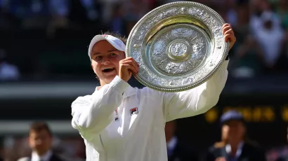 Barbora Krejcíkova, dominante campeona de Wimbledon femenil