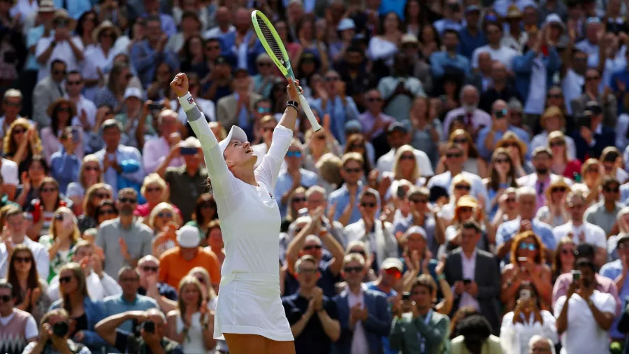 Barbora Krejcíkova, dominante campeona de Wimbledon femenil