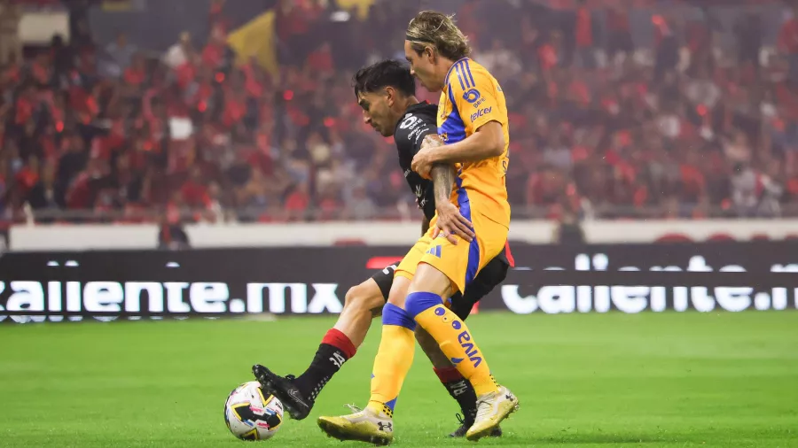 Tigres rescató un punto y la noche ante Atlas