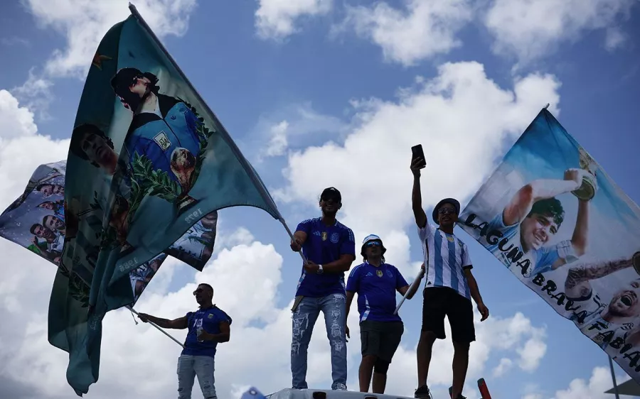 Ambiente, fiesta y pasión antes de la final entre Colombia y Argentina