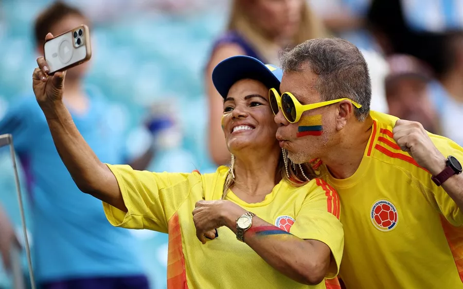 Ambiente, fiesta y pasión antes de la final entre Colombia y Argentina