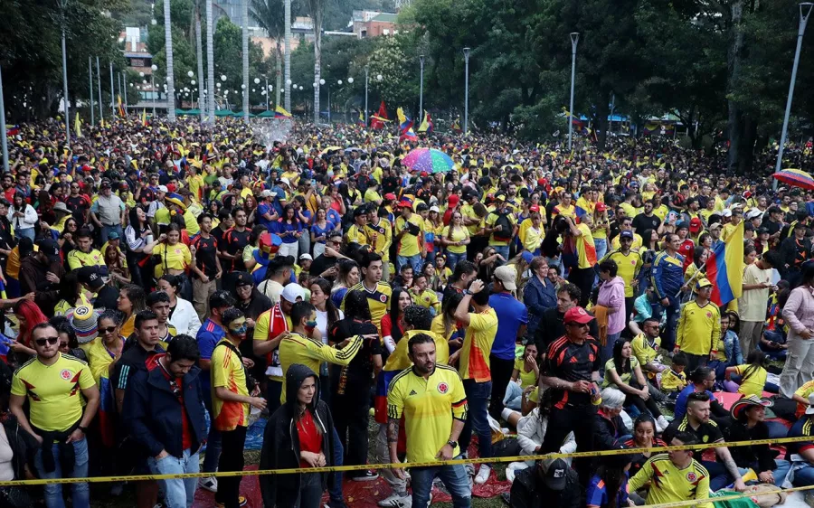 Ambiente, fiesta y pasión antes de la final entre Colombia y Argentina