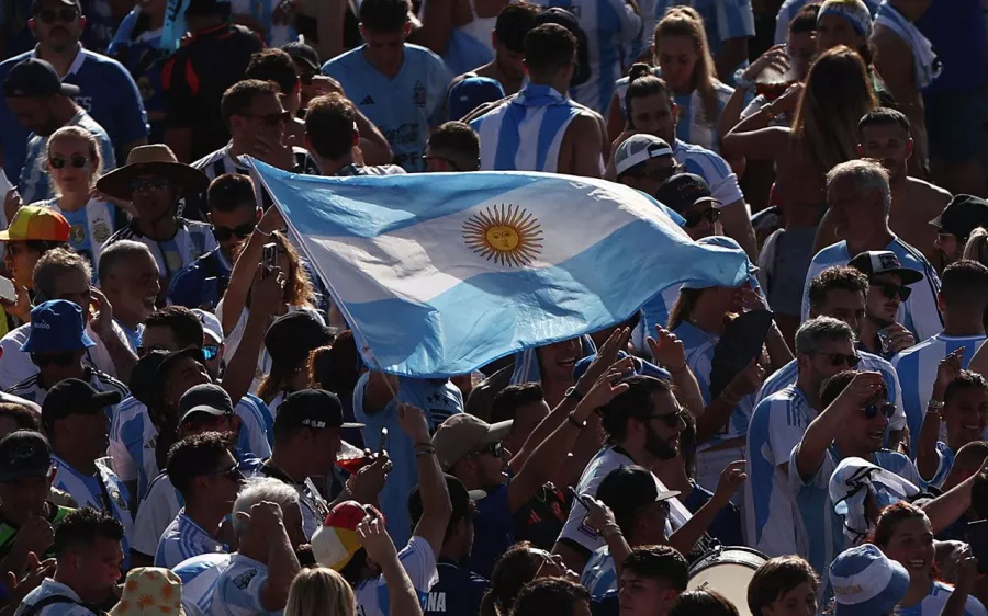 Ambiente, fiesta y pasión antes de la final entre Colombia y Argentina