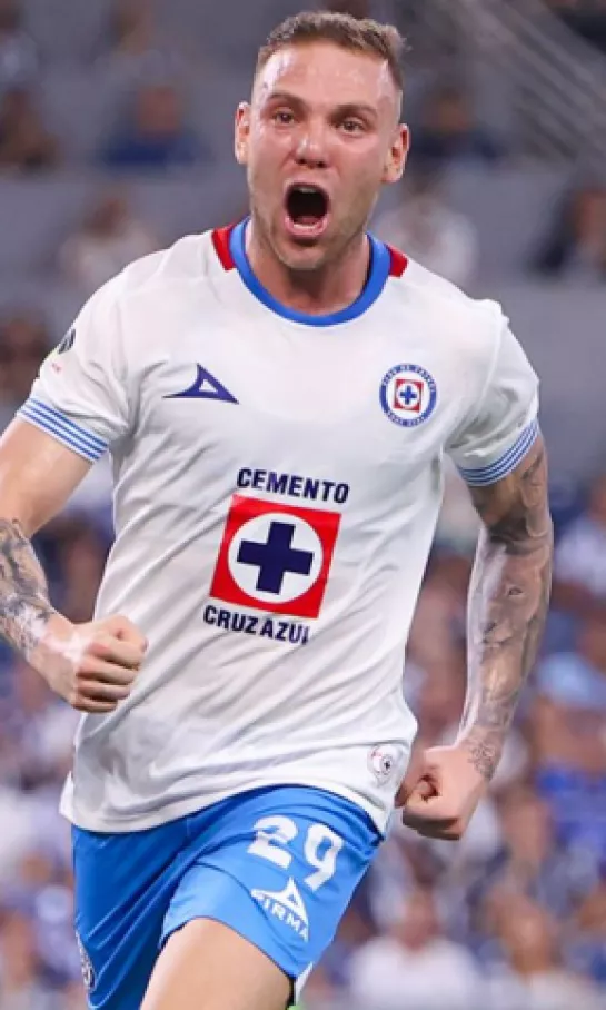 ¡Goleada histórica! Cruz Azul desfiguró a Rayados en el 'Gigante de Acero'