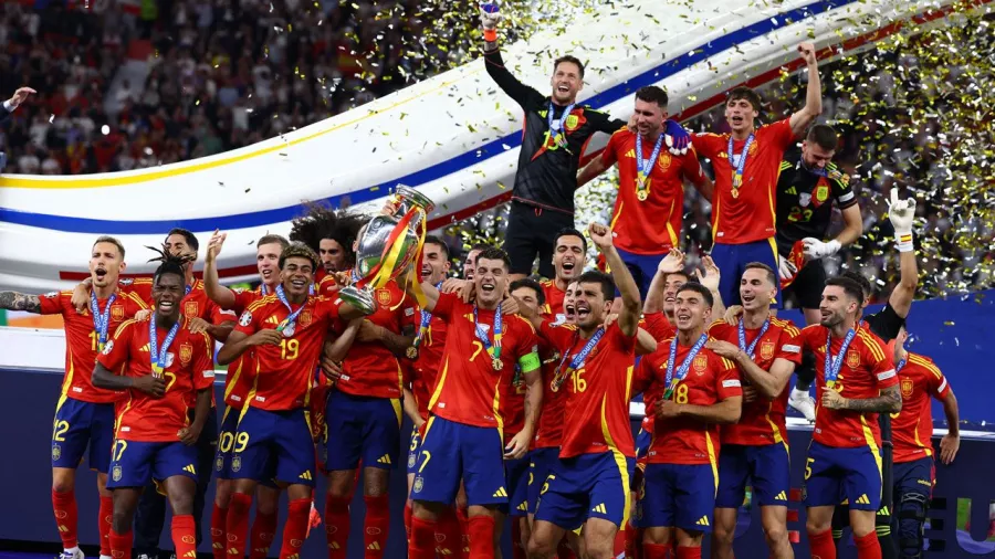 Campeón: España