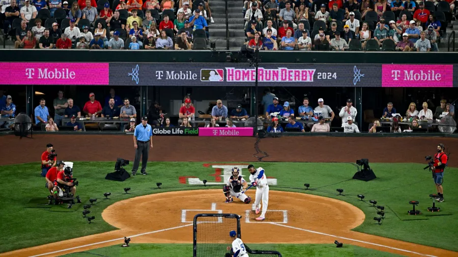 Teoscar Hernández, primer campeón de la nueva era del Home Run Derby