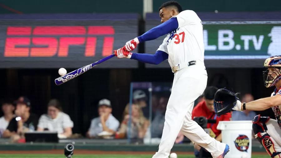 Teoscar Hernández, primer campeón de la nueva era del Home Run Derby