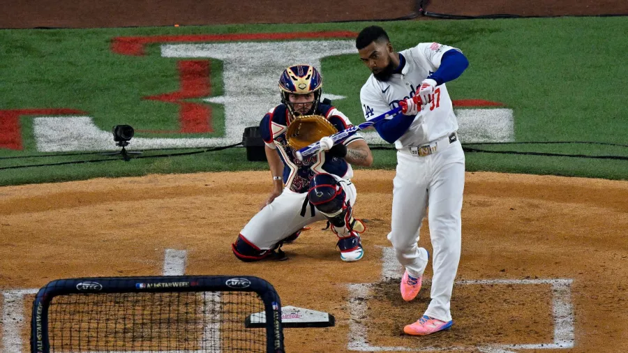 Teoscar Hernández, primer campeón de la nueva era del Home Run Derby