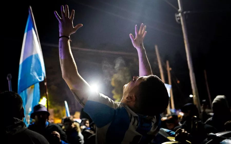 Los bicampeones de América ya están en Buenos Aires