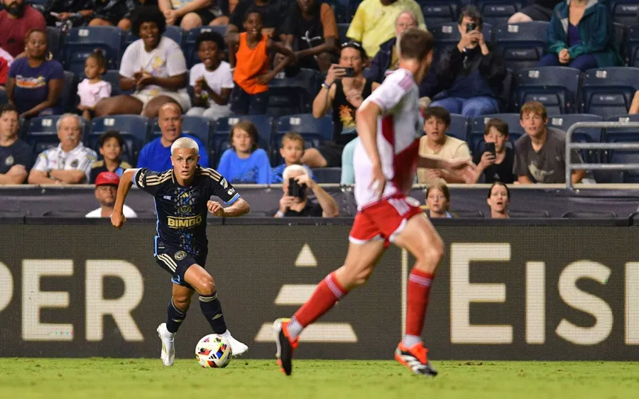 Con 14 años de edad, debuta en la MLS y hace historia en Estados Unidos