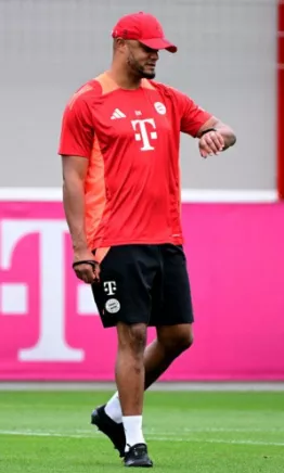 ¿Cuándo se estrena Vincent Kompany con Bayern Munich?