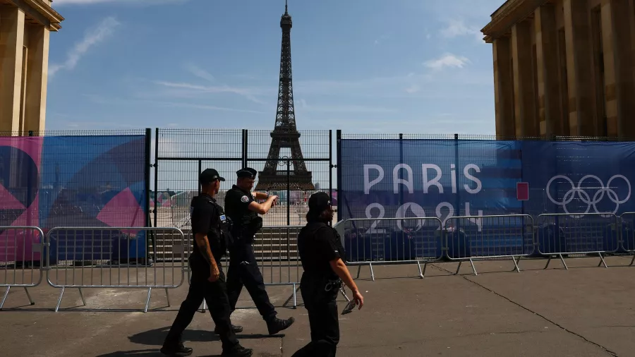 Las calles de París ya viven la fiesta olímpica