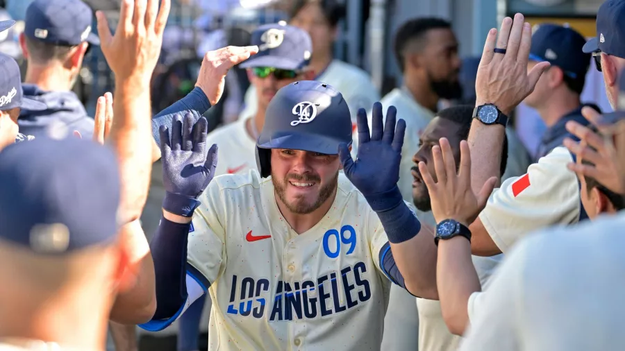 Tienes que ver el espectacular uniforme 'City Connect' de los Dodgers