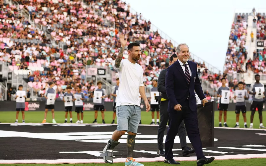 El homenaje para Lionel Messi por sus 45 titulos en su carrera