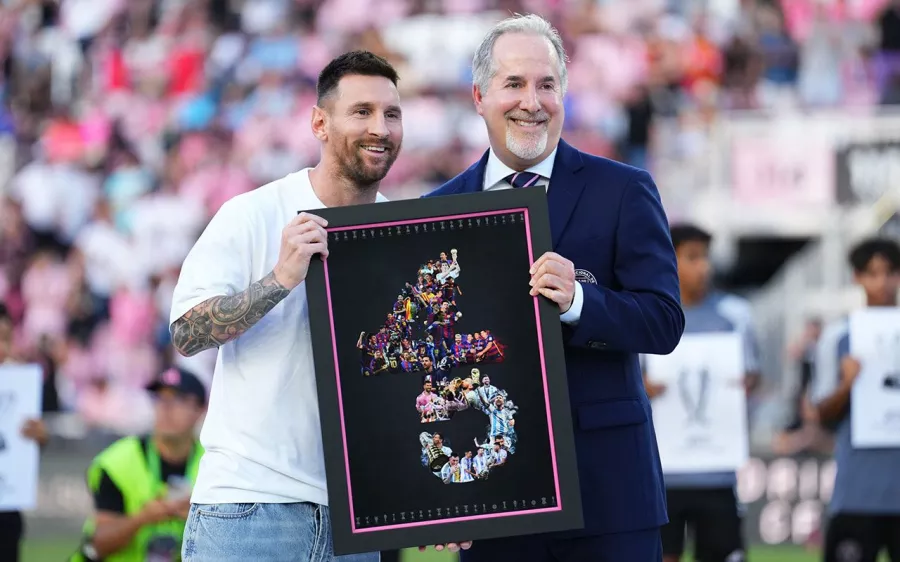 El homenaje para Lionel Messi por sus 45 titulos en su carrera