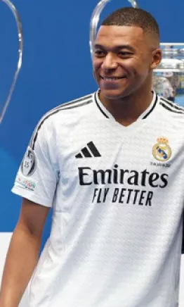 El Real Madrid sorprende al mundo con su nuevo uniforme