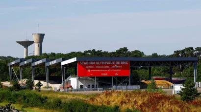 Estadio de Saint-Quentin-en-Yvelines, 5 mil espectadores: ciclismo BMX.